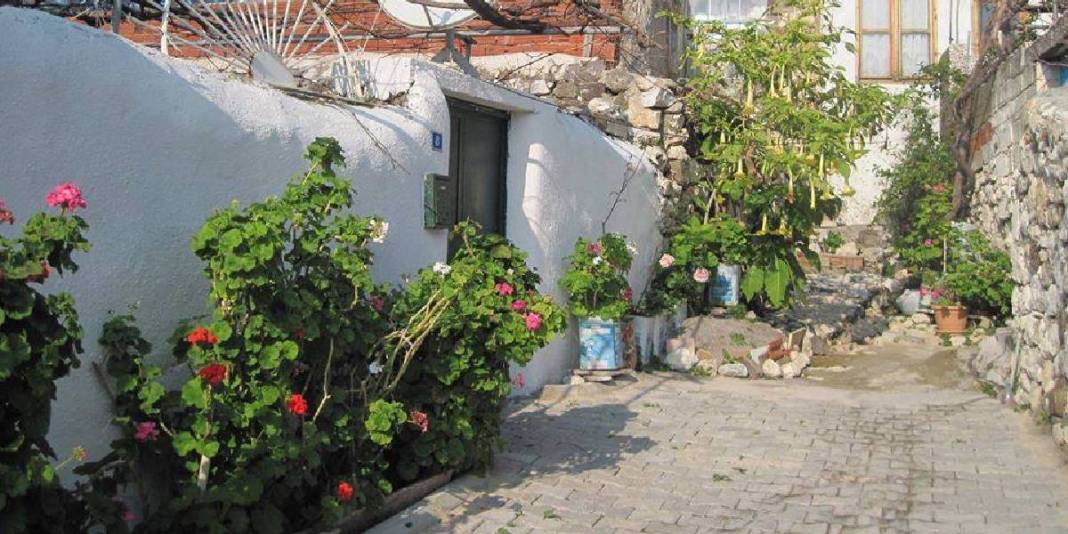 Köy deyip geçen pişman oluyor, giden hayran kalıyor! Ege’nin gizli hazinesi: Kamp için birebir… 4